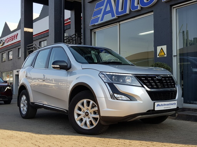 Mahindra XUV 500 2.2D (W10) mHawk 7 Seater Auto